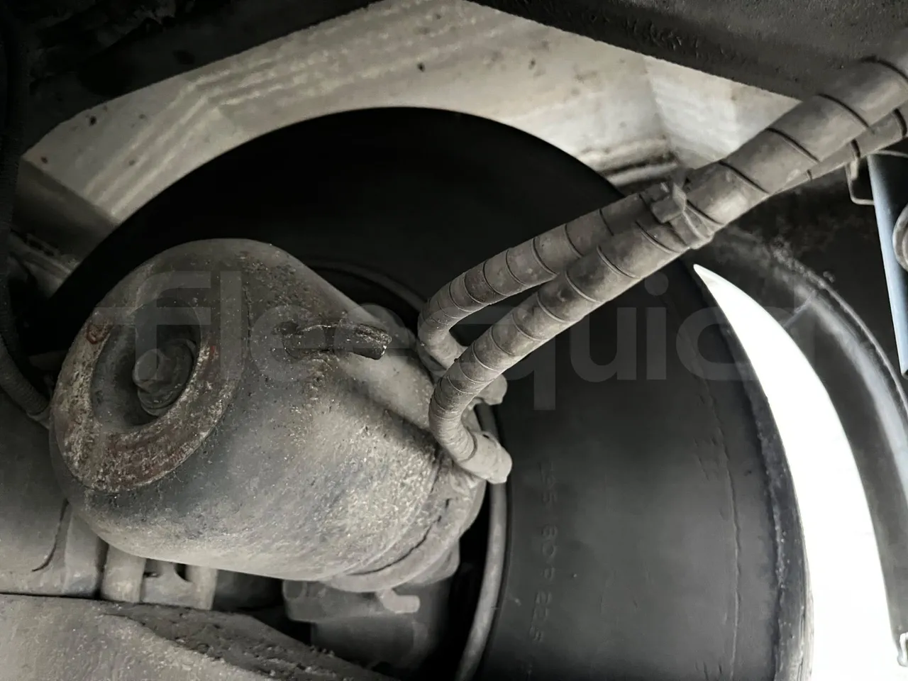 Iveco 389 - axle 2 caliper brakes left