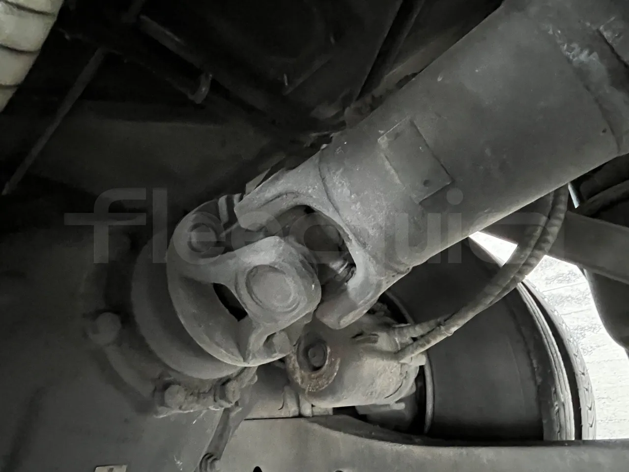 Iveco 389 - driveshaft photo