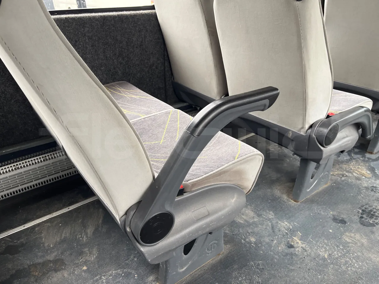 Kutsenits IC HNF-1 - EUR5 - 125kW -8.5m - armrest detail photo