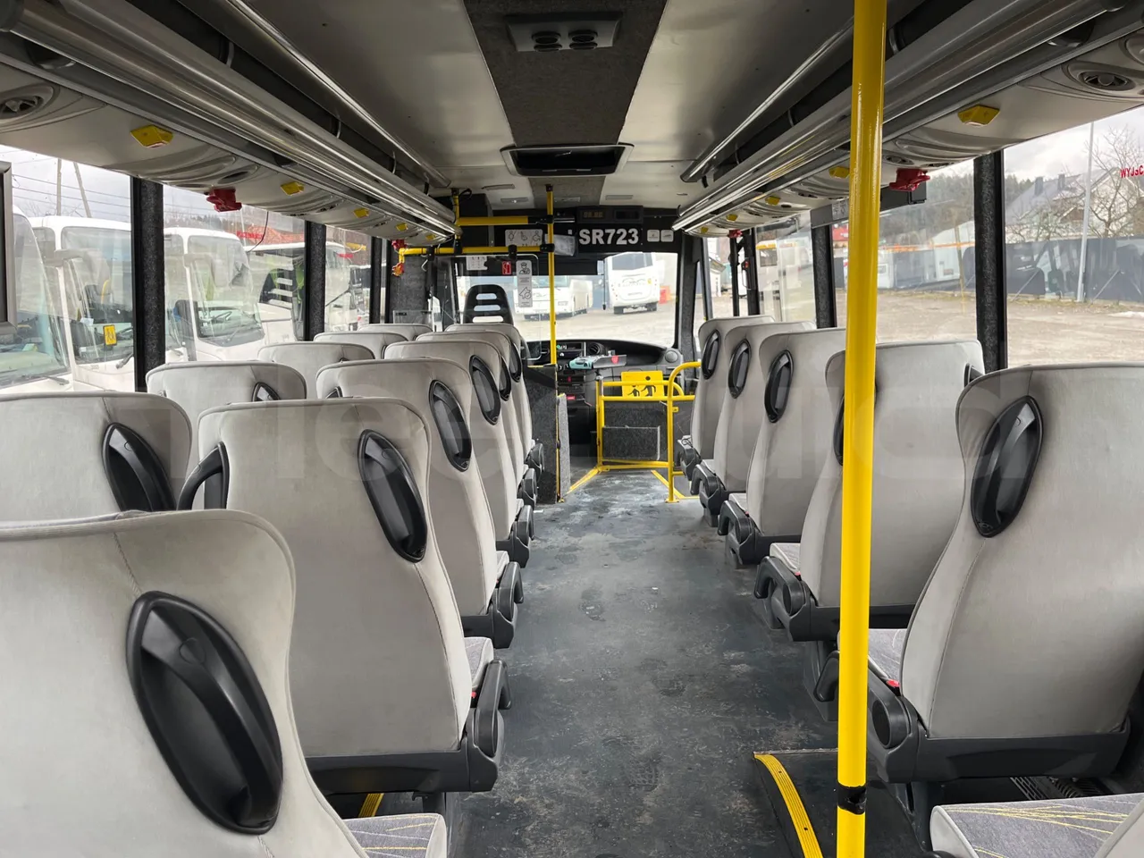 Kutsenits IC HNF-1 - EUR5 - 125kW -8.5m - forward view all seats last row height