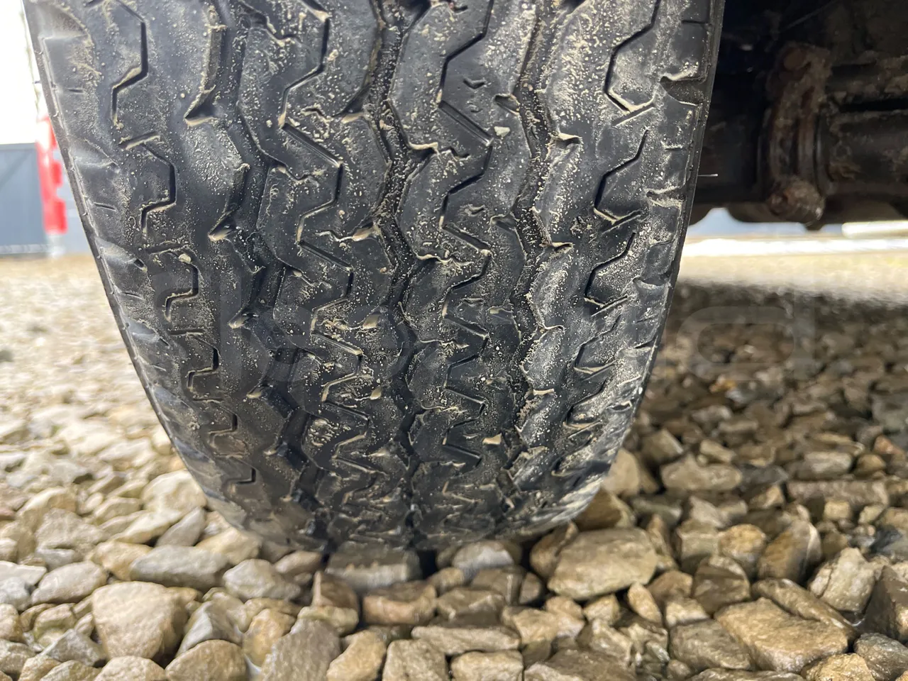 Kutsenits IC HNF-1 - EUR5 - 125kW -8.5m - tread condition front tires right