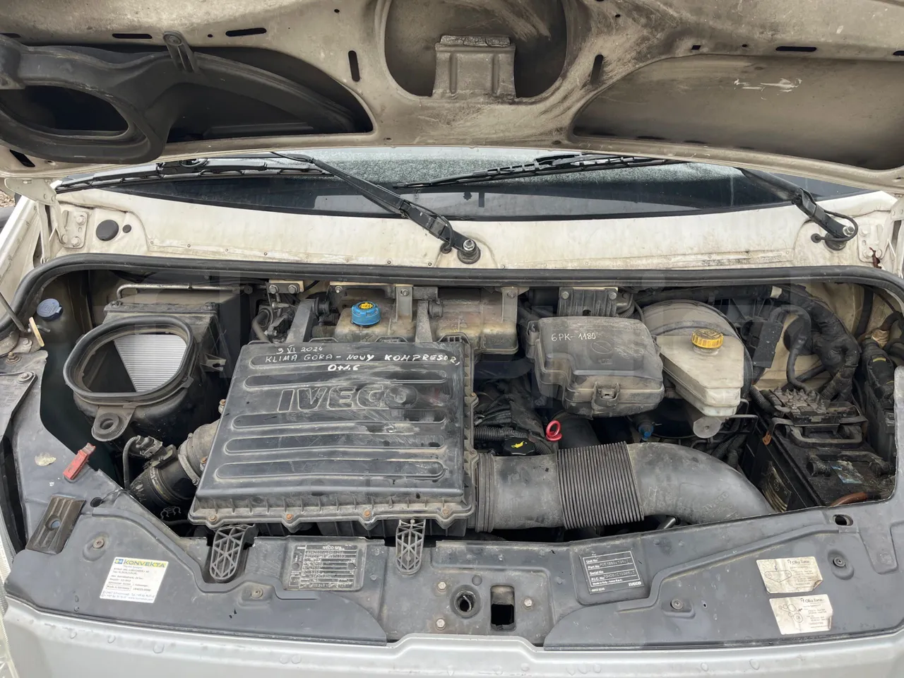 Kutsenits IC HNF-1 - EUR5 - 125kW -8.5m - rear hatch open