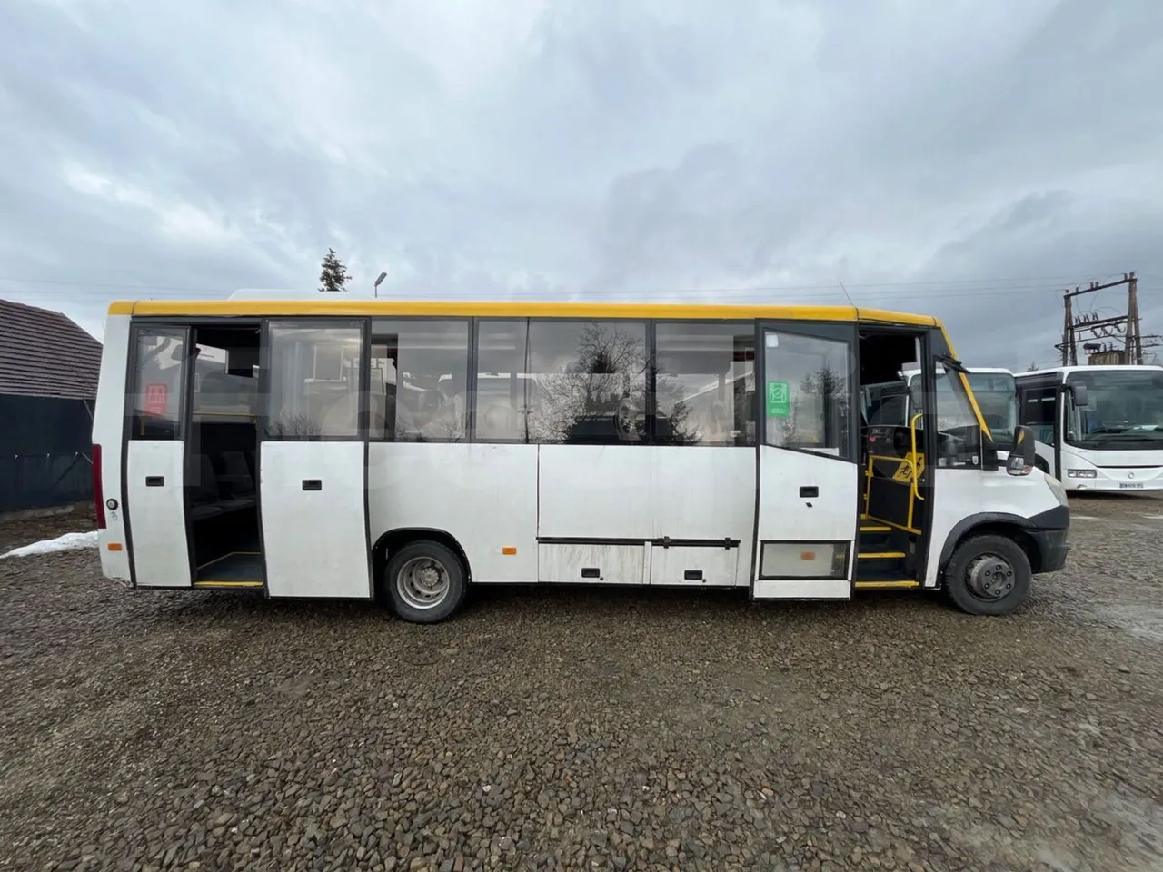 Kutsenits IC HNF-1 - EUR5 - 125kW -8.5m - right side doors open