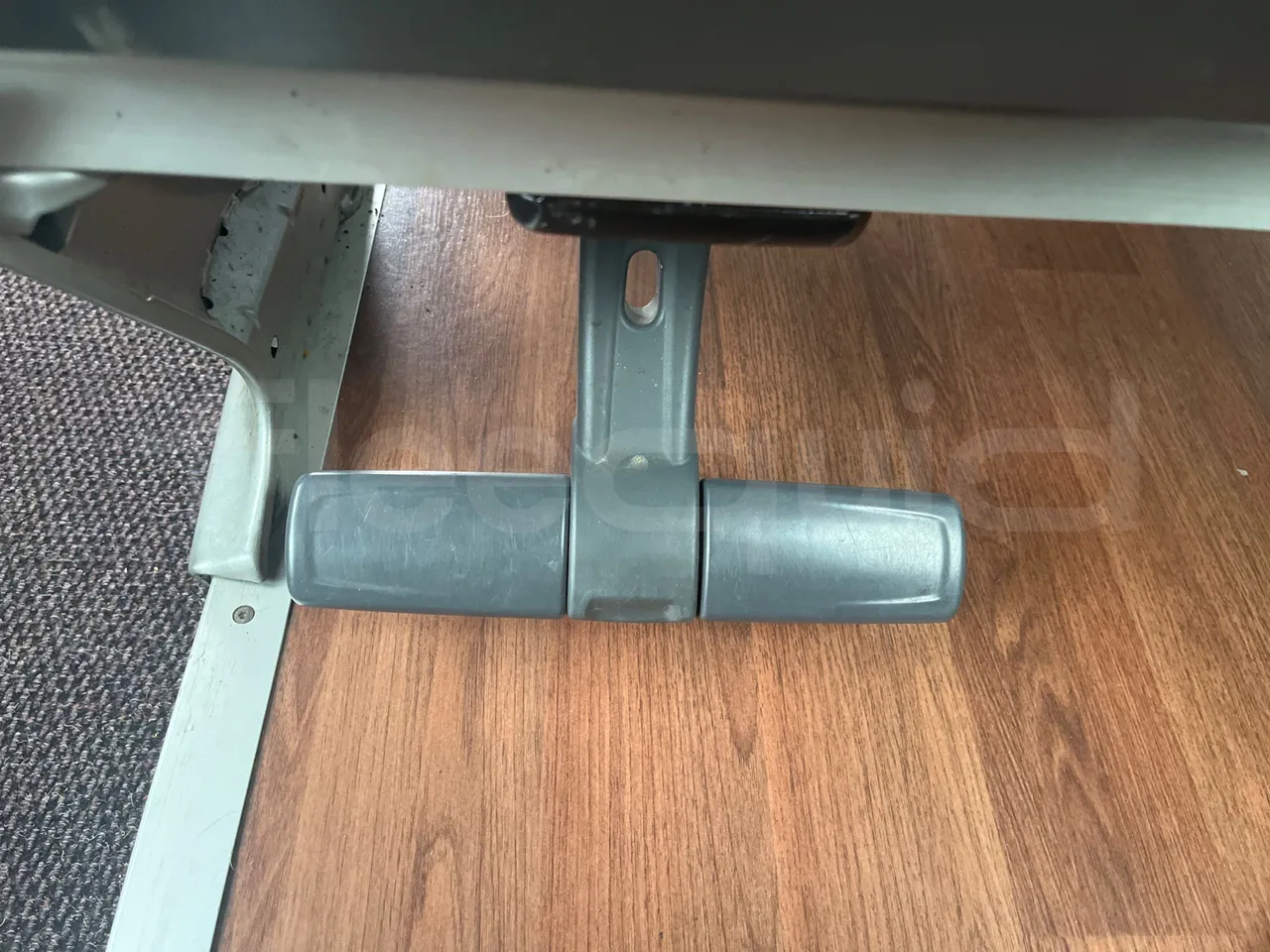 Setra S516 HD/2  - Euro6 - 315kW - 13.120mt - footrest detail photo