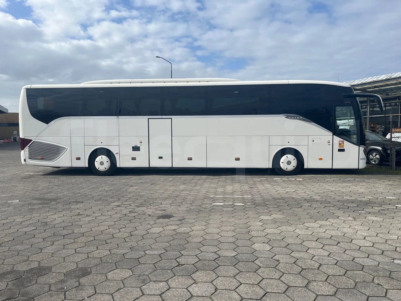 Setra S516 HD/2  - Euro6 - 315kW - 13.120mt - platform code photo