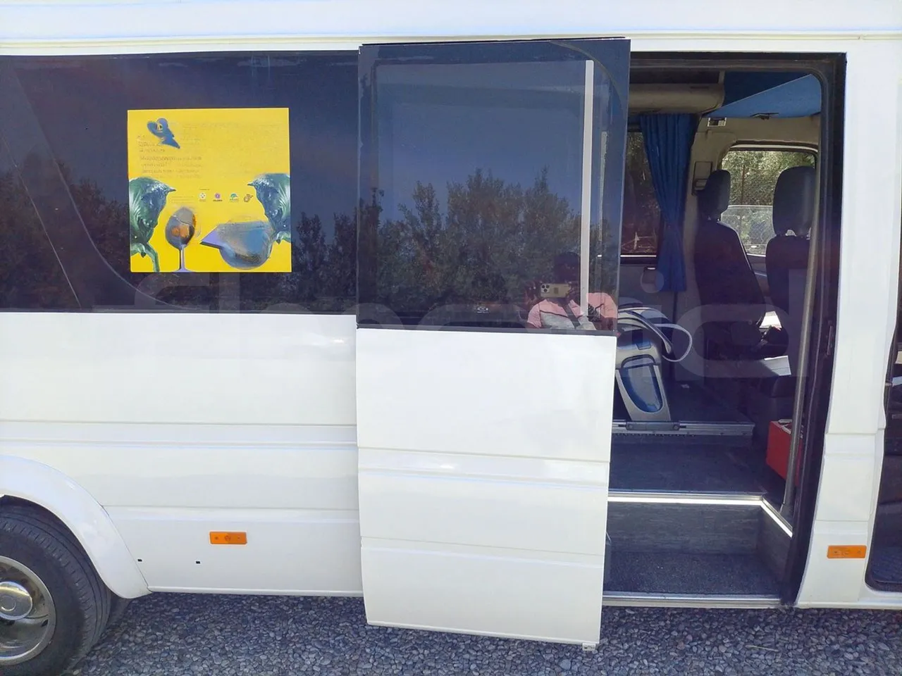 Mercedes-Benz Sprinter 416CD - EUR3 - 115kW - 6.995 - front door 3 open (mandatory for bus to scrap)