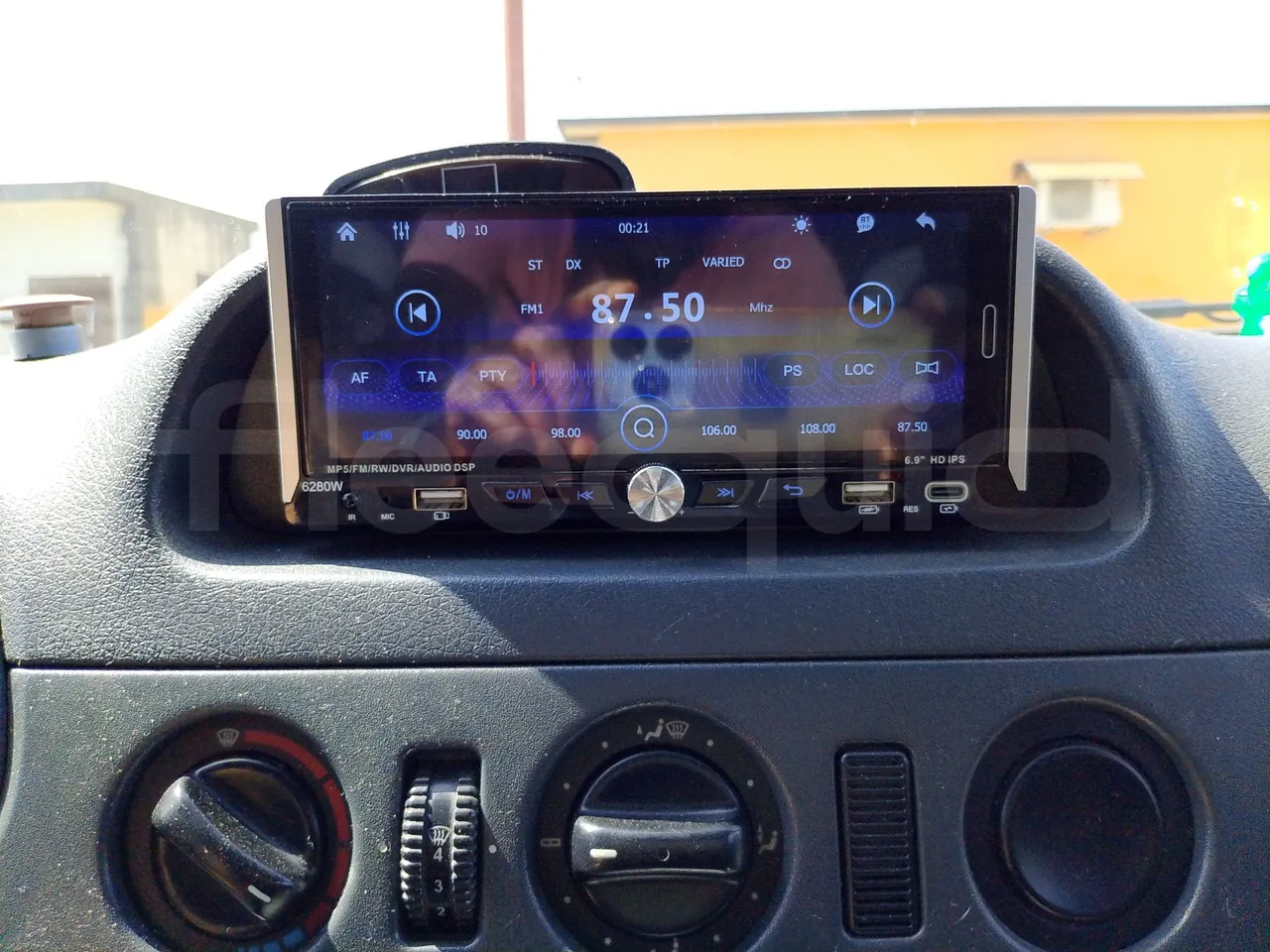 Mercedes-Benz Sprinter 416CD - EUR3 - 115kW - 6.995 - onboard devices 1