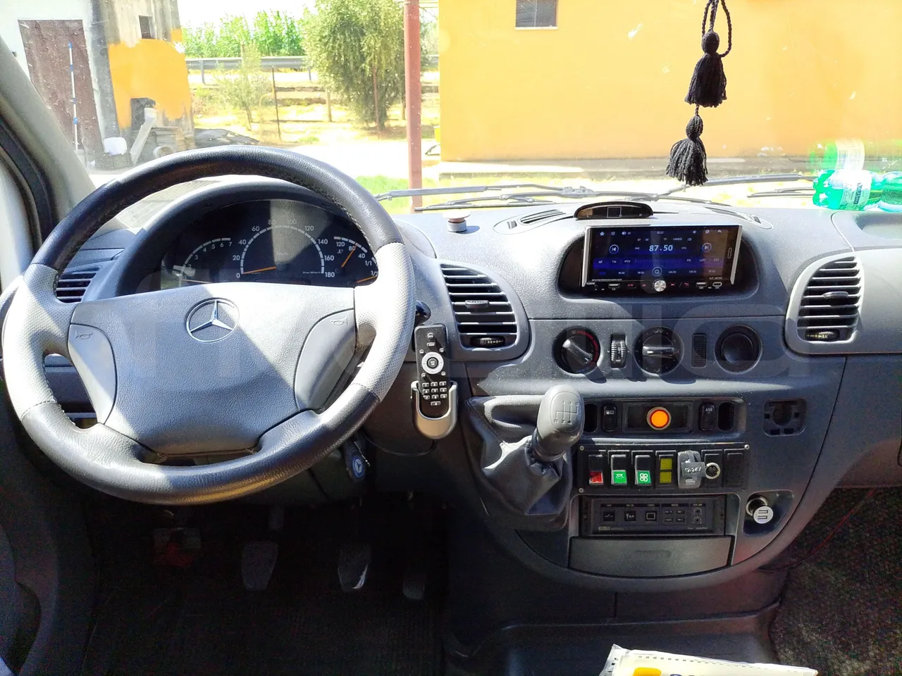 Mercedes-Benz Sprinter 416CD - EUR3 - 115kW - 6.995 - onboard devices 2