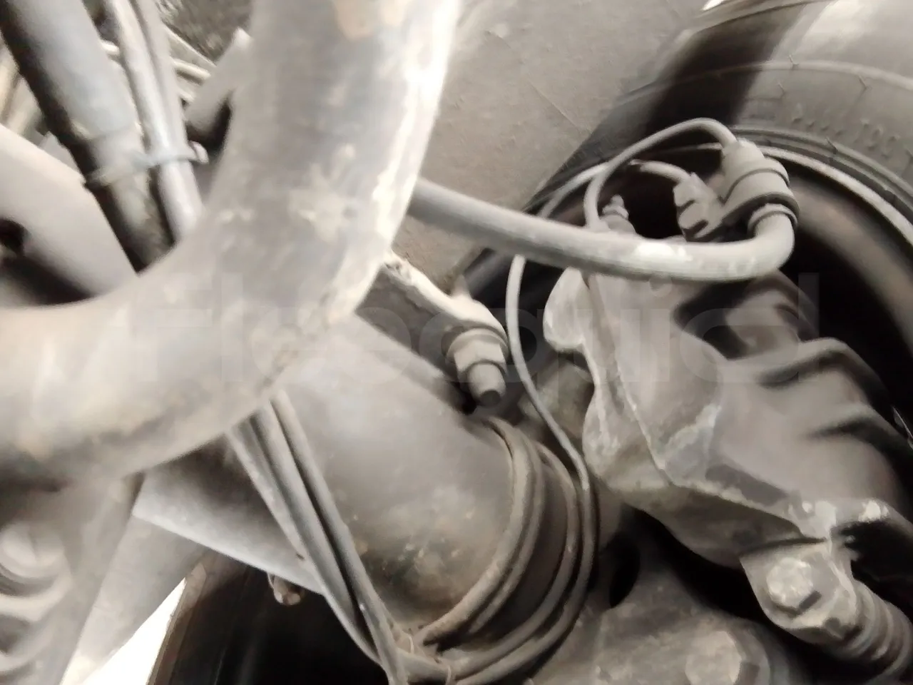 Mercedes-Benz Sprinter 416CD - EUR3 - 115kW - 6.995 - axle 2 caliper brakes left
