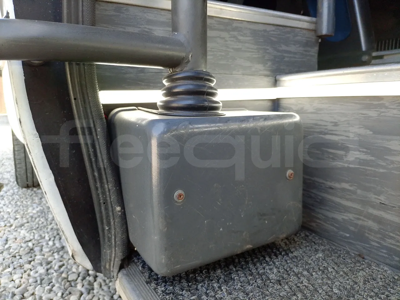 Mercedes-Benz Sprinter 416CD - EUR3 - 115kW - 6.995 - door mechanism photo