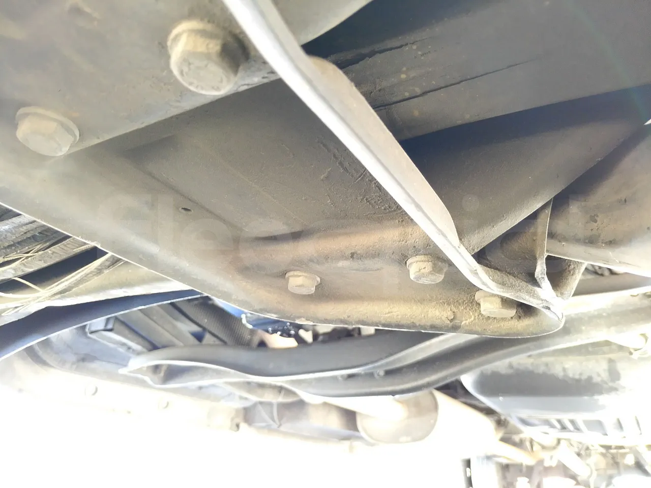 Mercedes-Benz Sprinter 416CD - EUR3 - 115kW - 6.995 - front axle left side