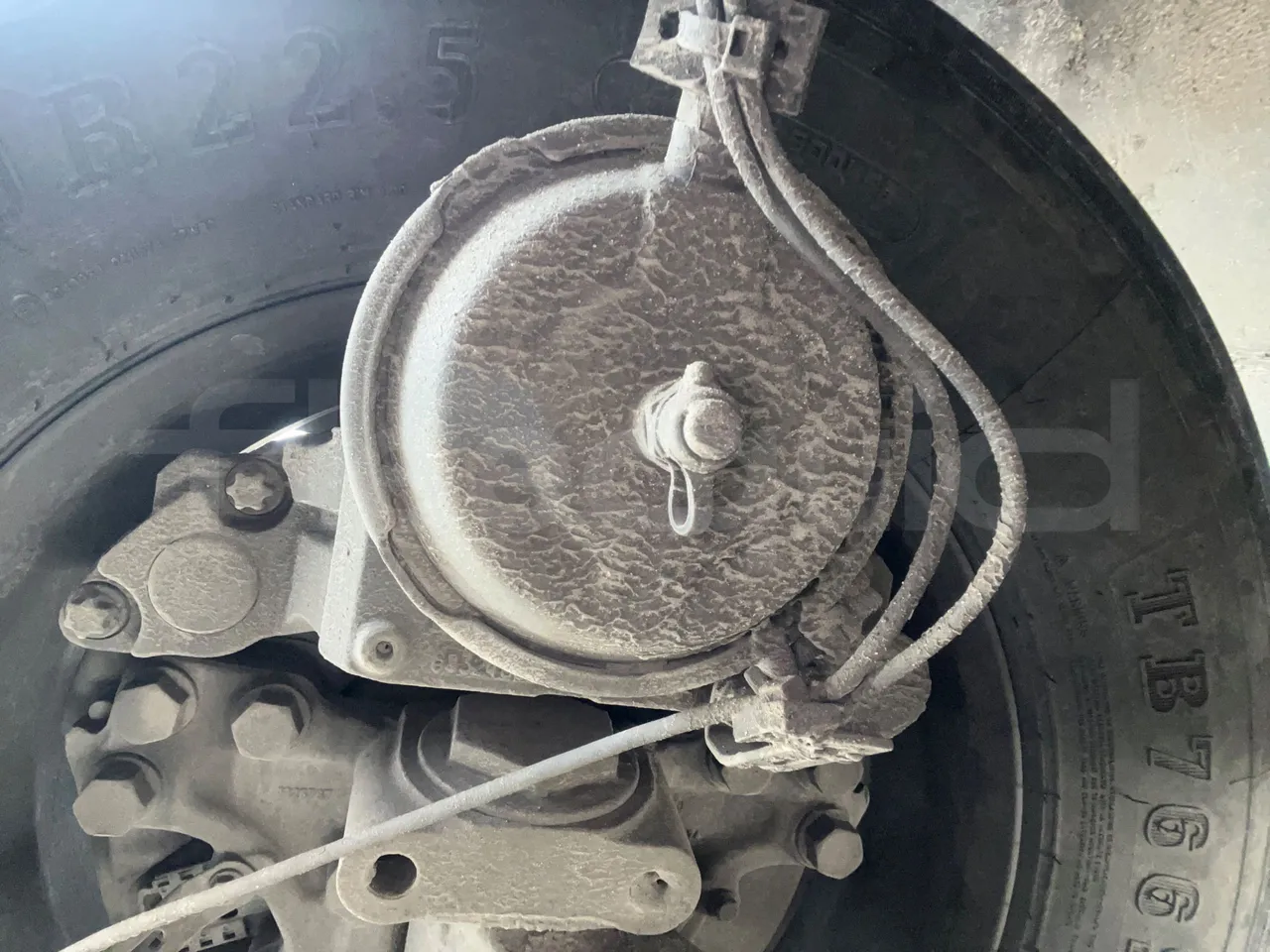 Volvo B12BER 4x2 - Euro4 - 309kW - 12.000mt - front brake calipers right