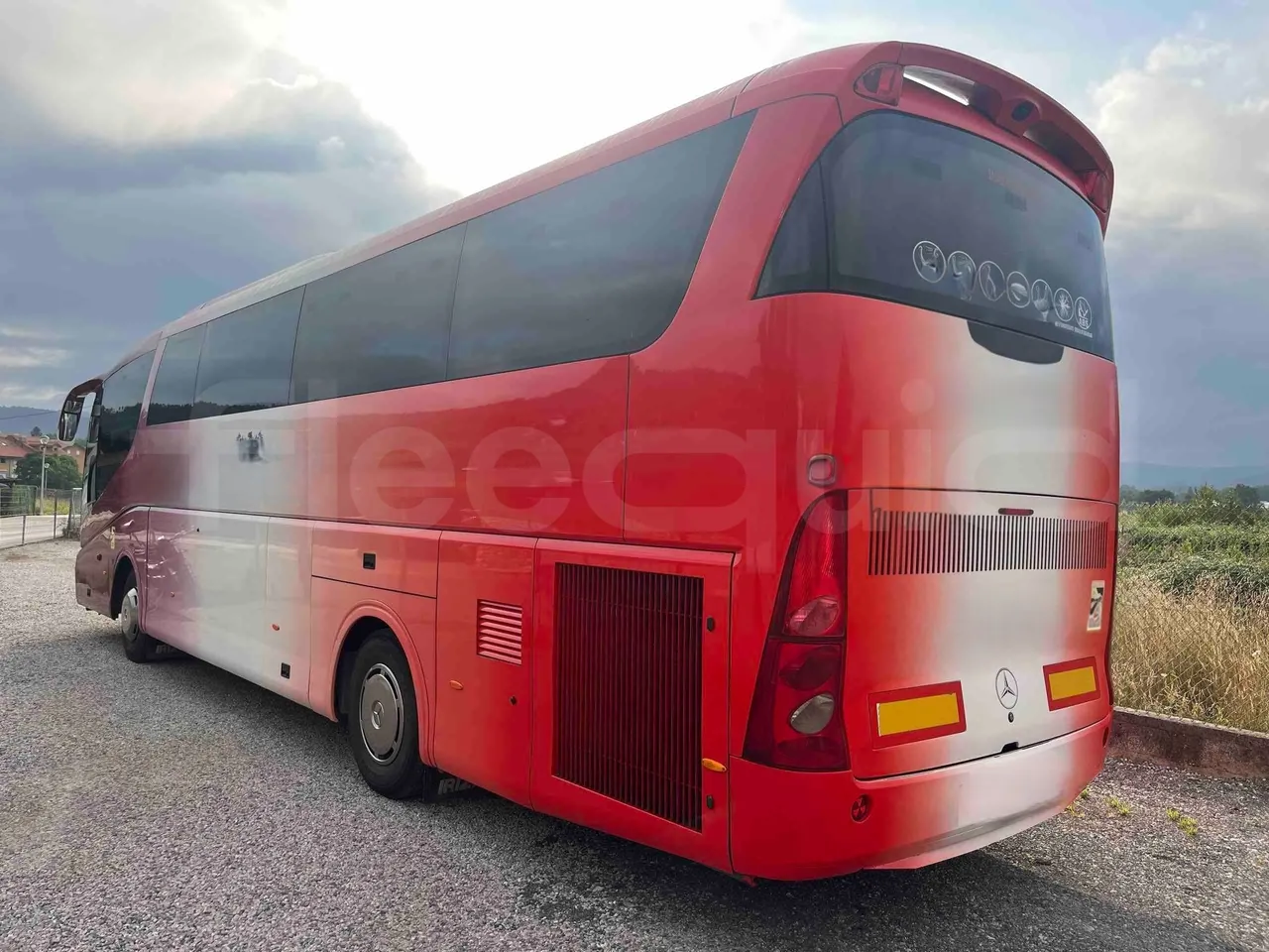 Irizar PB - 3/4 Rear Left Side