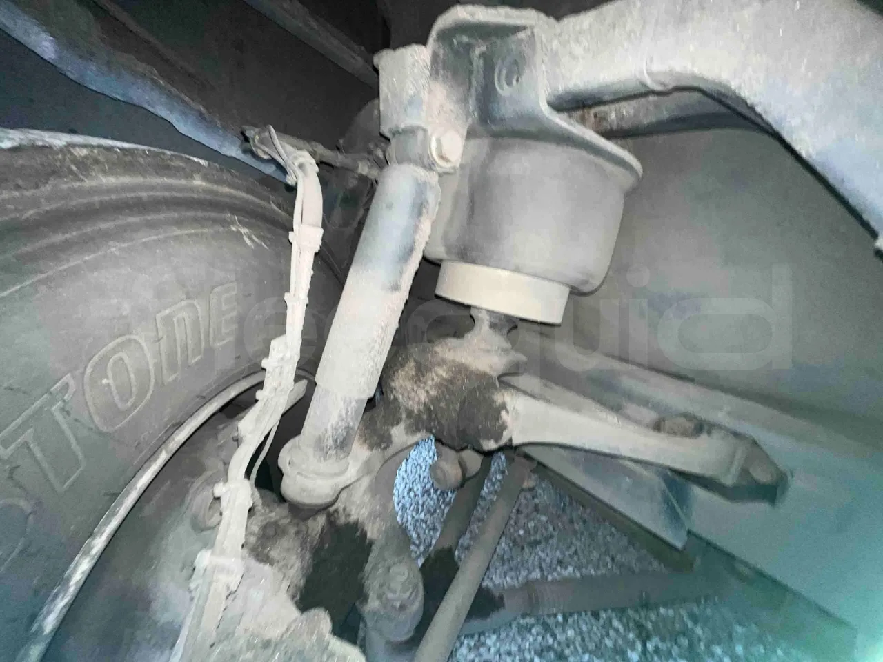 Irizar PB - First Axle Shock Absorbers Right Side