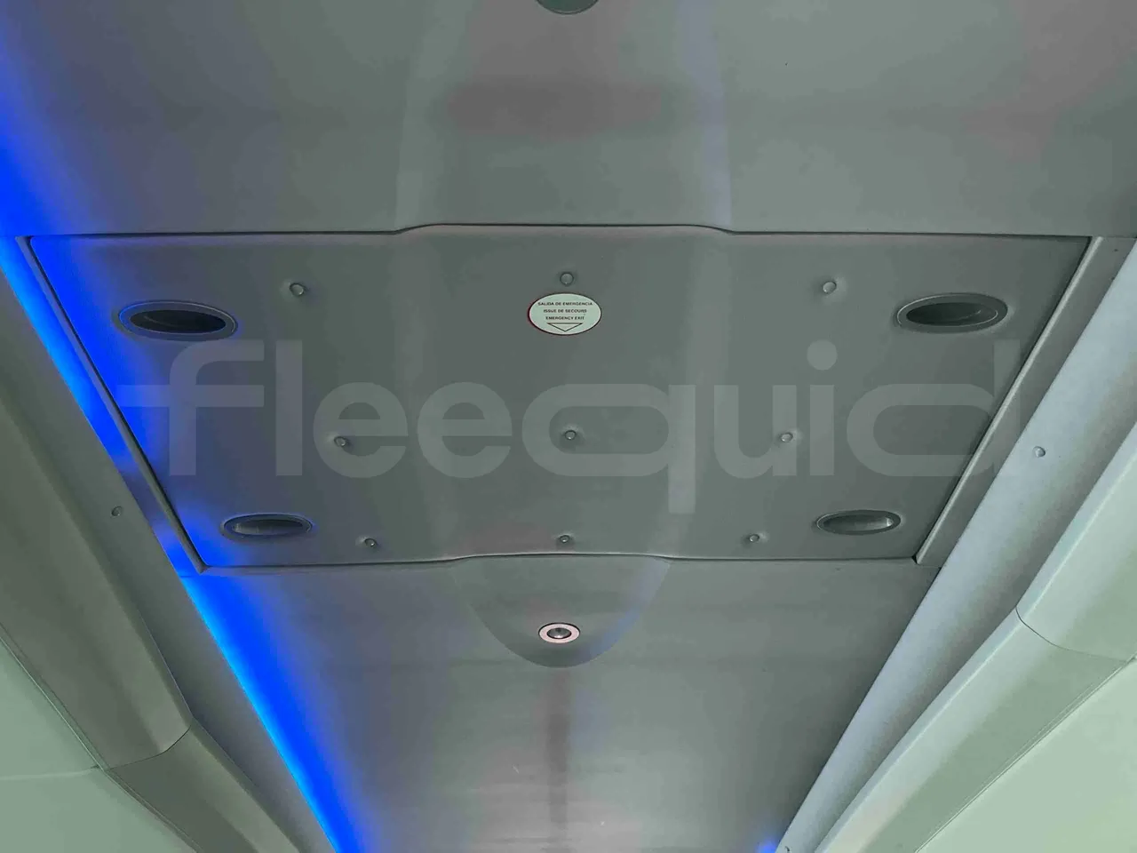 Irizar PB - Roof Hatch 2