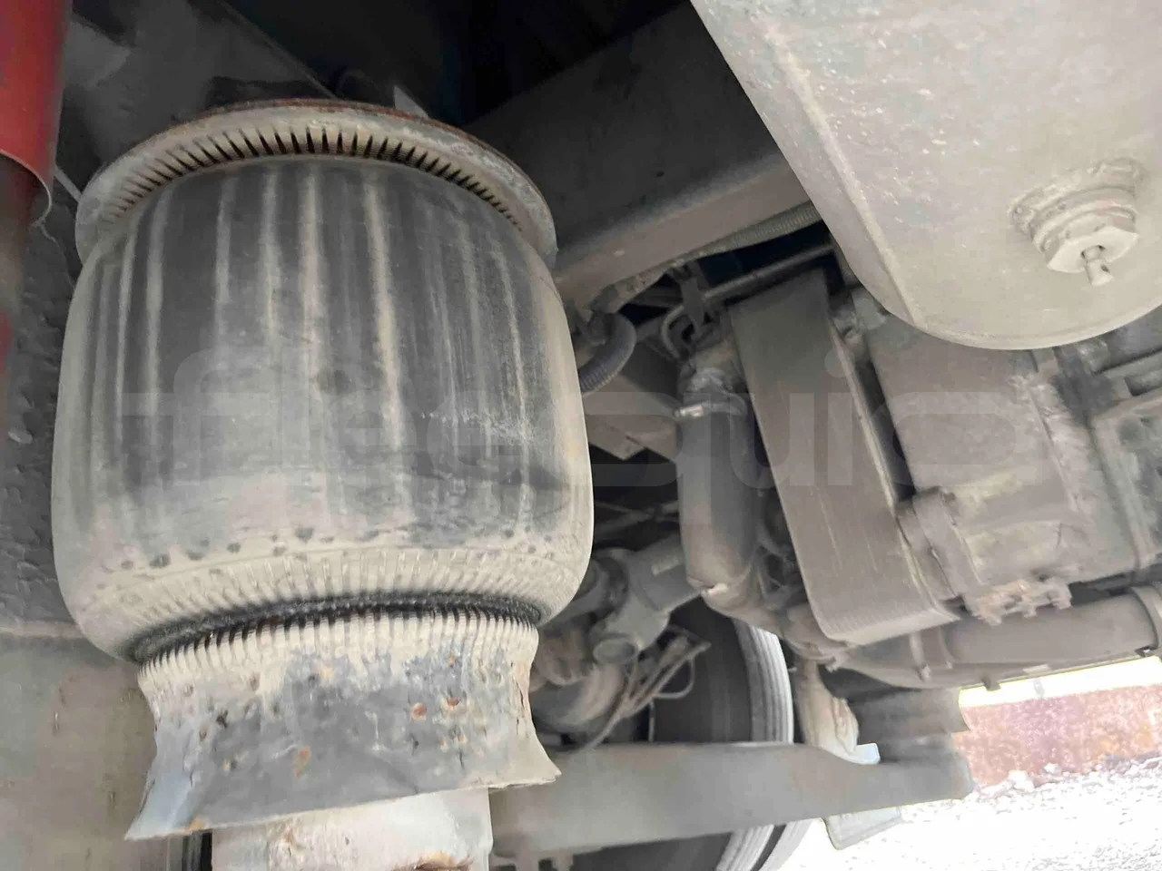Irizar PB - Third Axle Second Air Springs Left Side
