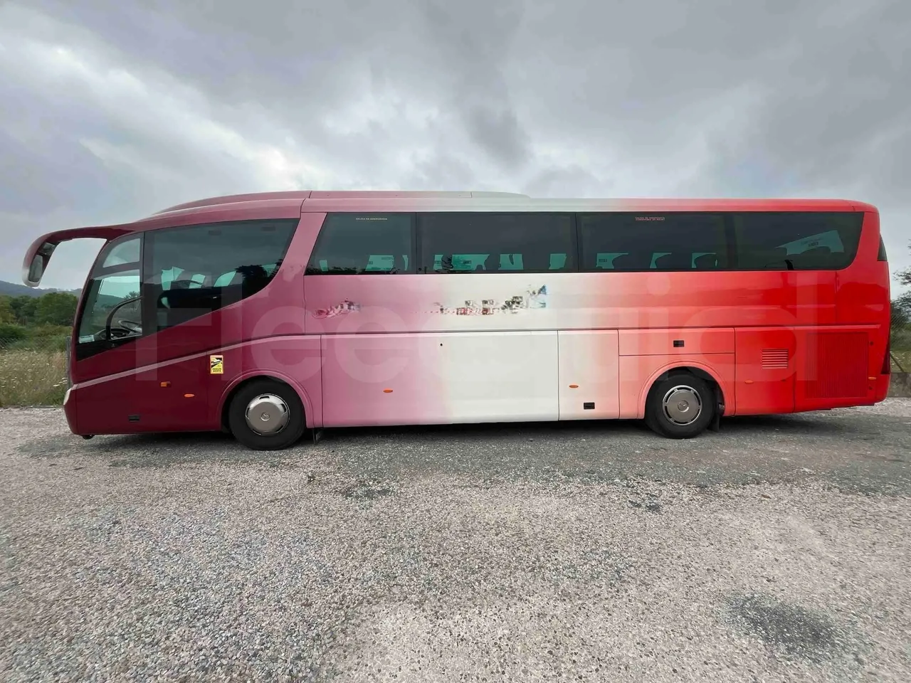 Irizar PB - Left Side