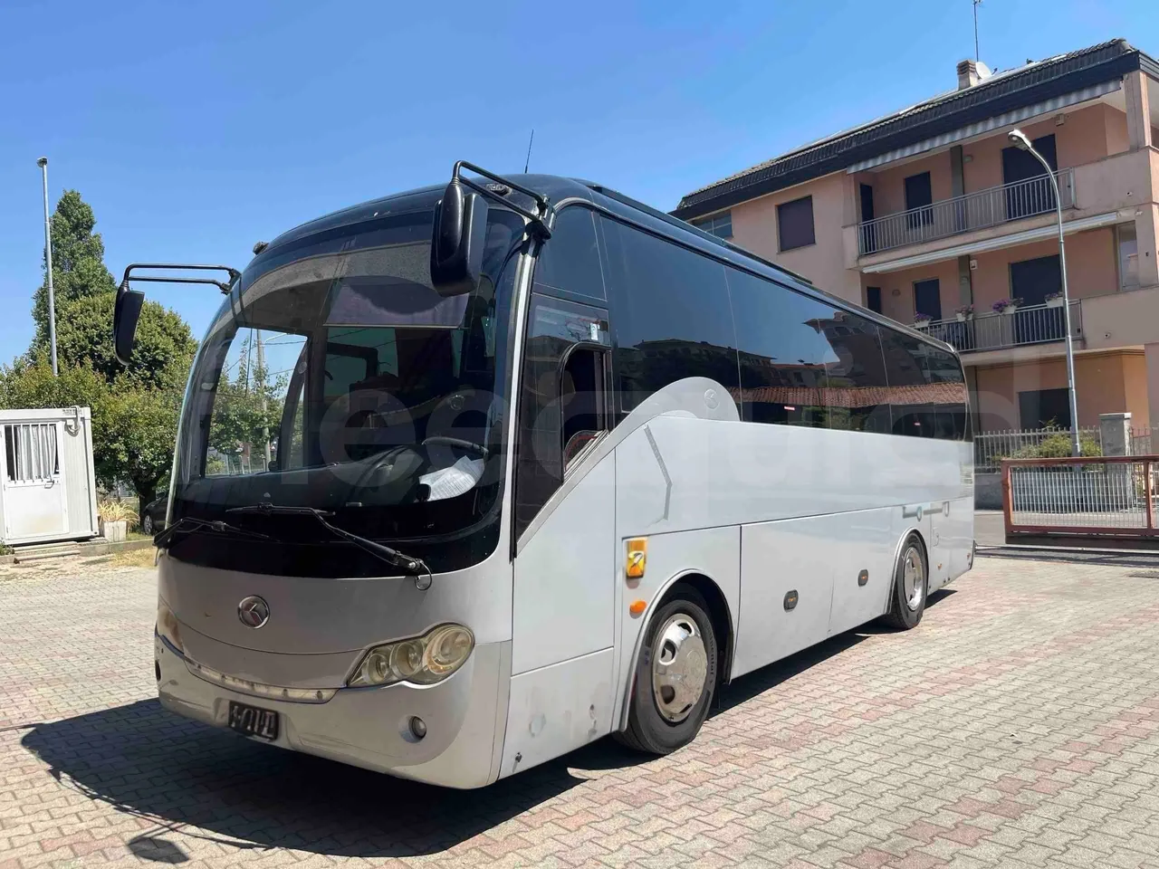 King Long XMQ6900 - 3/4 front left