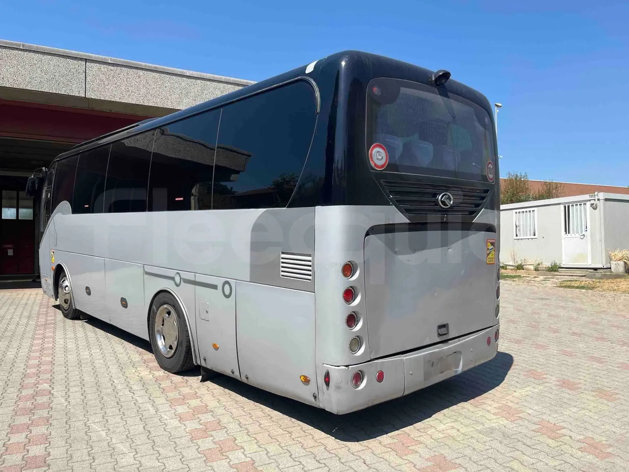 King Long XMQ6900 - 3/4 left rear side