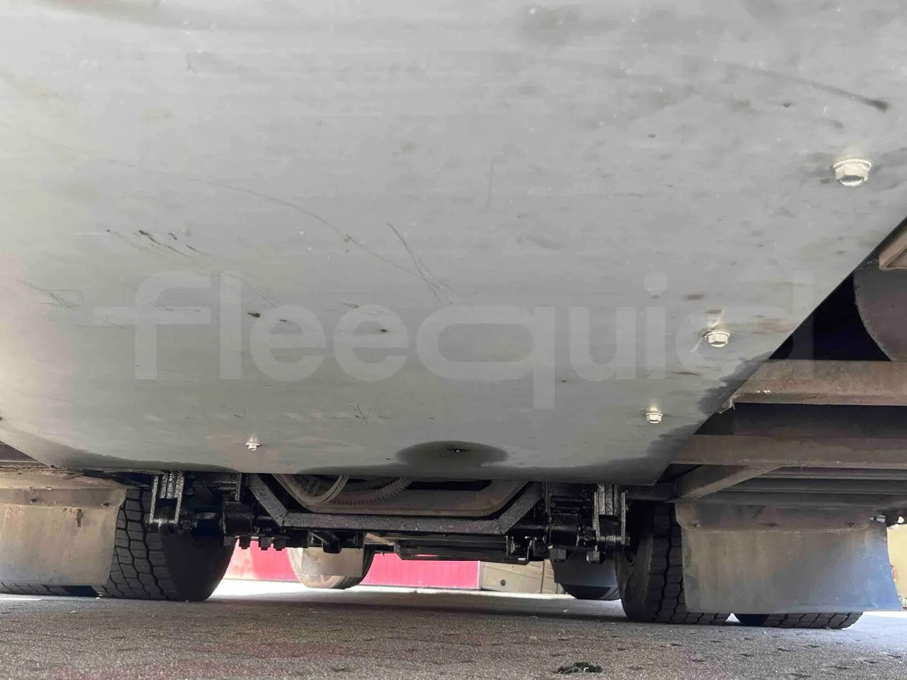 King Long XMQ6900 - central axle (18m)