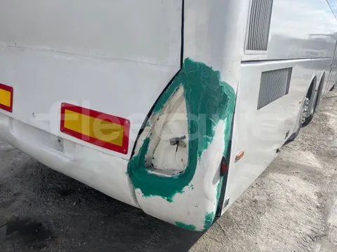 Volvo B12B 6X2 - EUR4 - 338kW -14.995m - Image