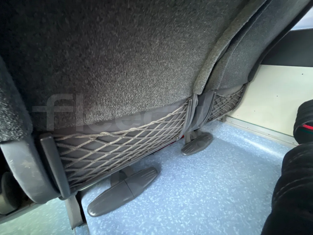 Volvo B12B 6X2 - EUR4 - 338kW -14.995m - mesh detail photo