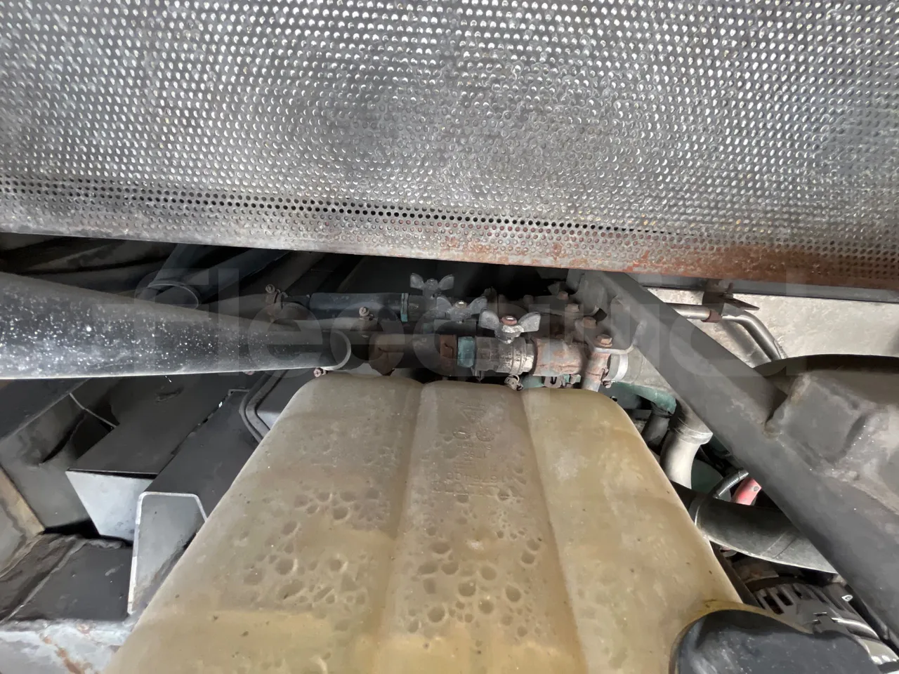 Volvo B12B 6X2 - EUR4 - 338kW -14.995m - fire extinguishing system