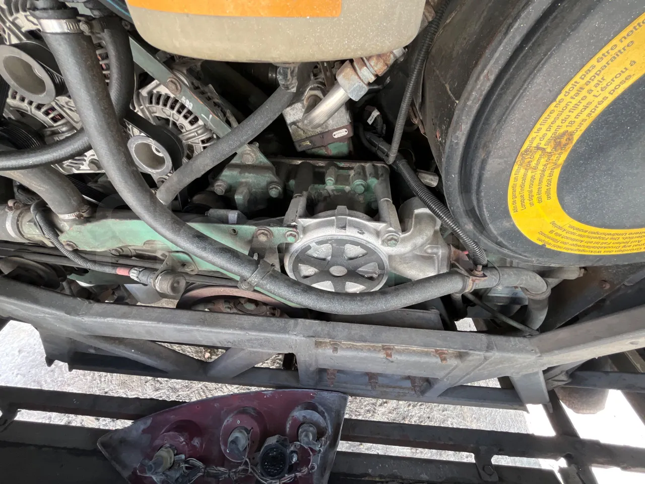 Volvo B12B 6X2 - EUR4 - 338kW -14.995m - preheater webasto photo