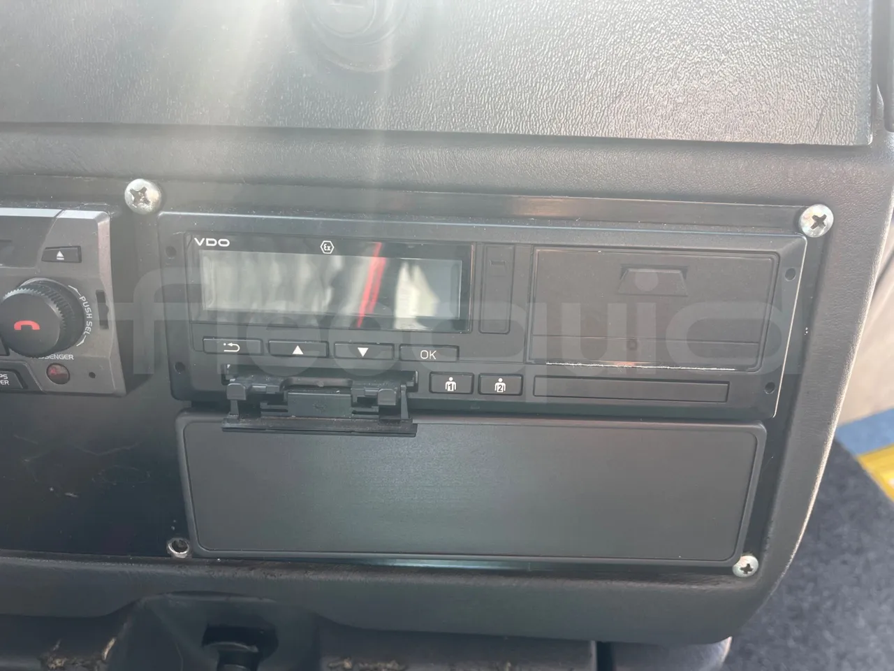 Volvo B12B 6X2 - EUR4 - 338kW -14.995m - Tachograph
