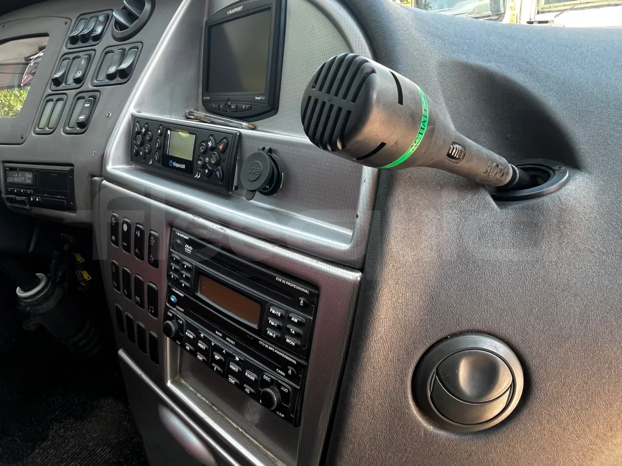 Irizar Century - Hostess Microphone