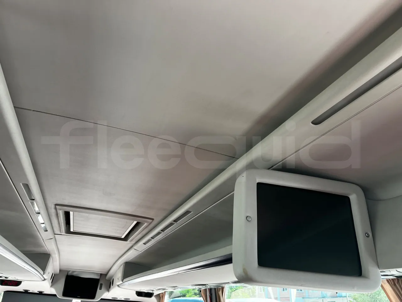Irizar Century - Monitor