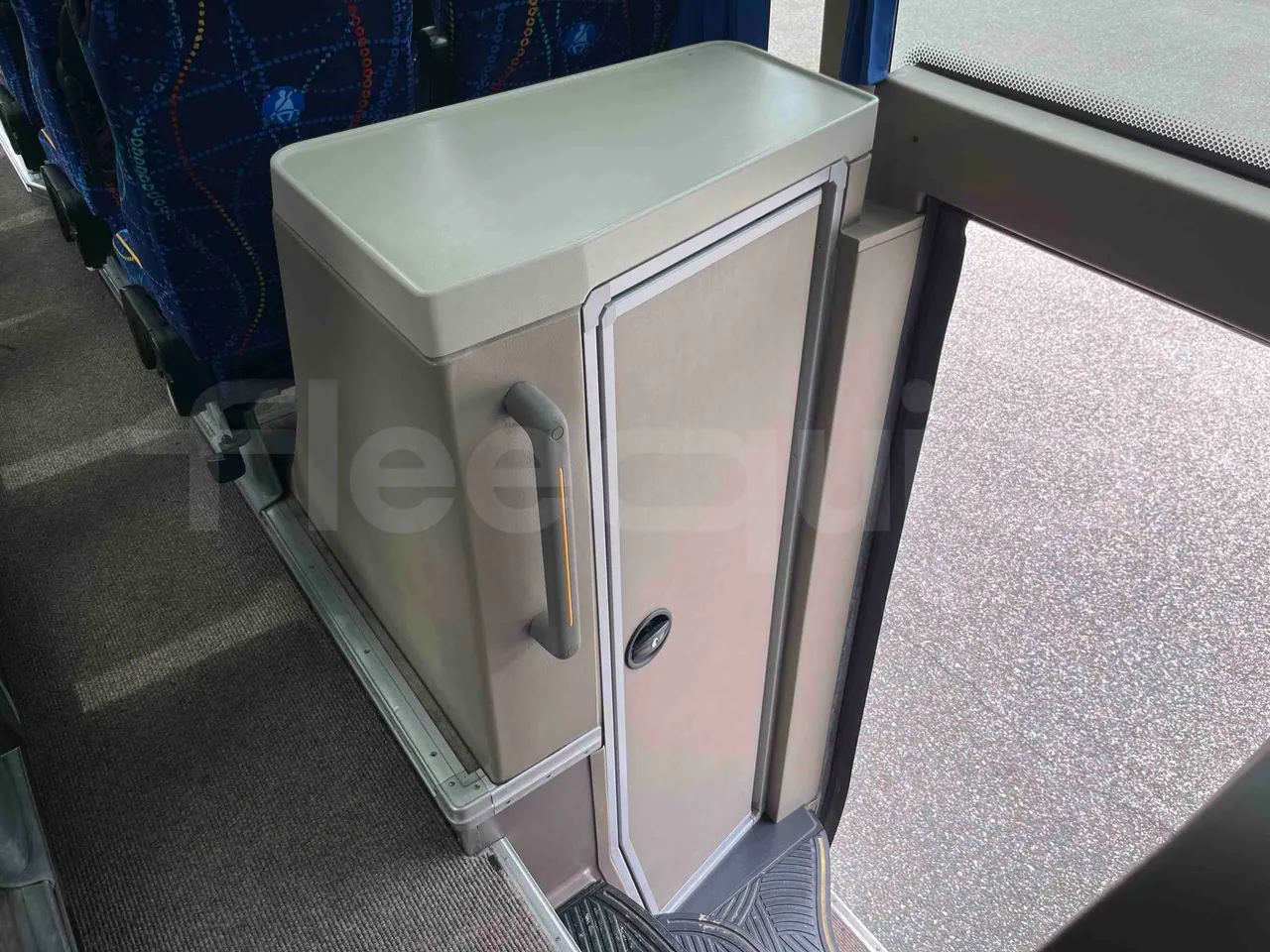 Iveco Magelys - toilette accessories photo