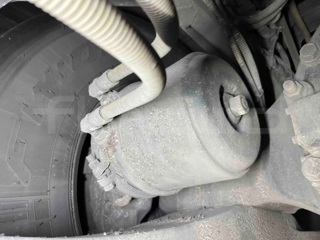 Iveco Magelys - axle 2 caliper brakes left
