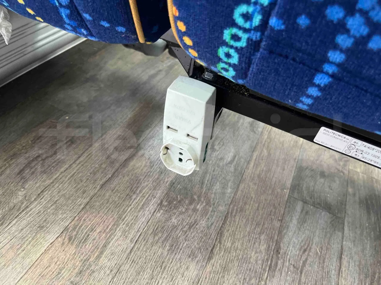 Iveco Magelys - usb charging detail