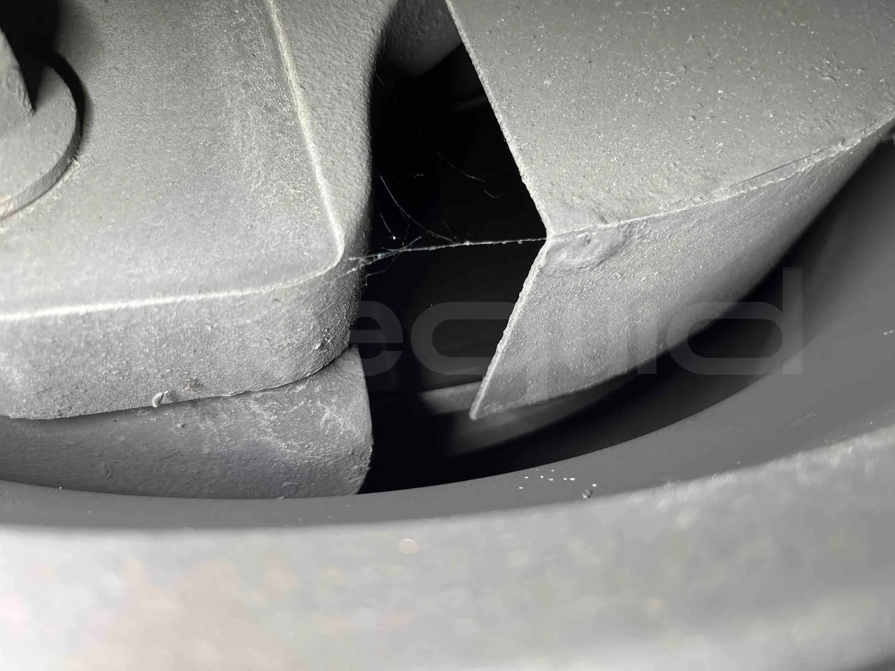 Iveco Magelys - axle 2 discs left