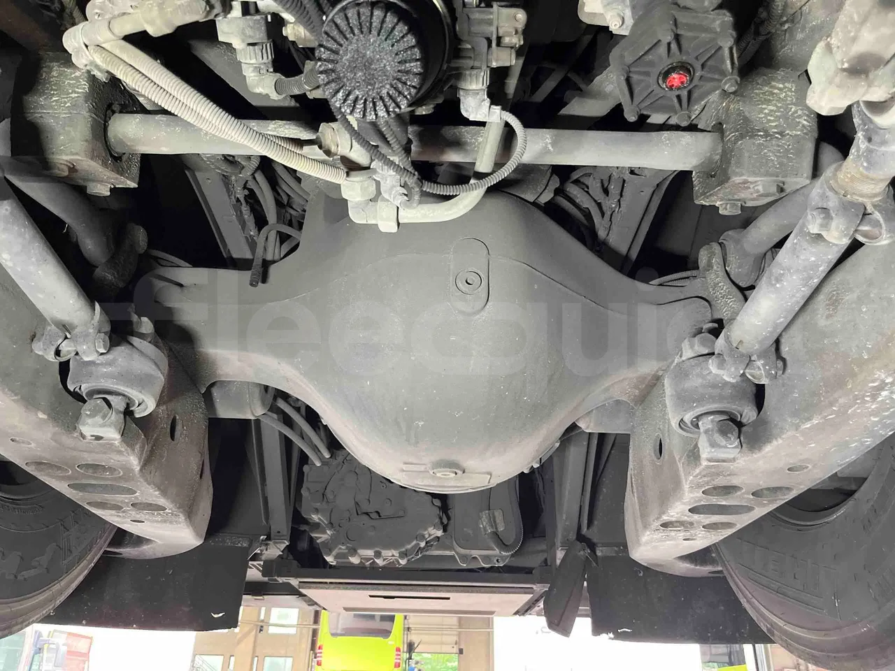 Iveco Magelys - axle 3 central