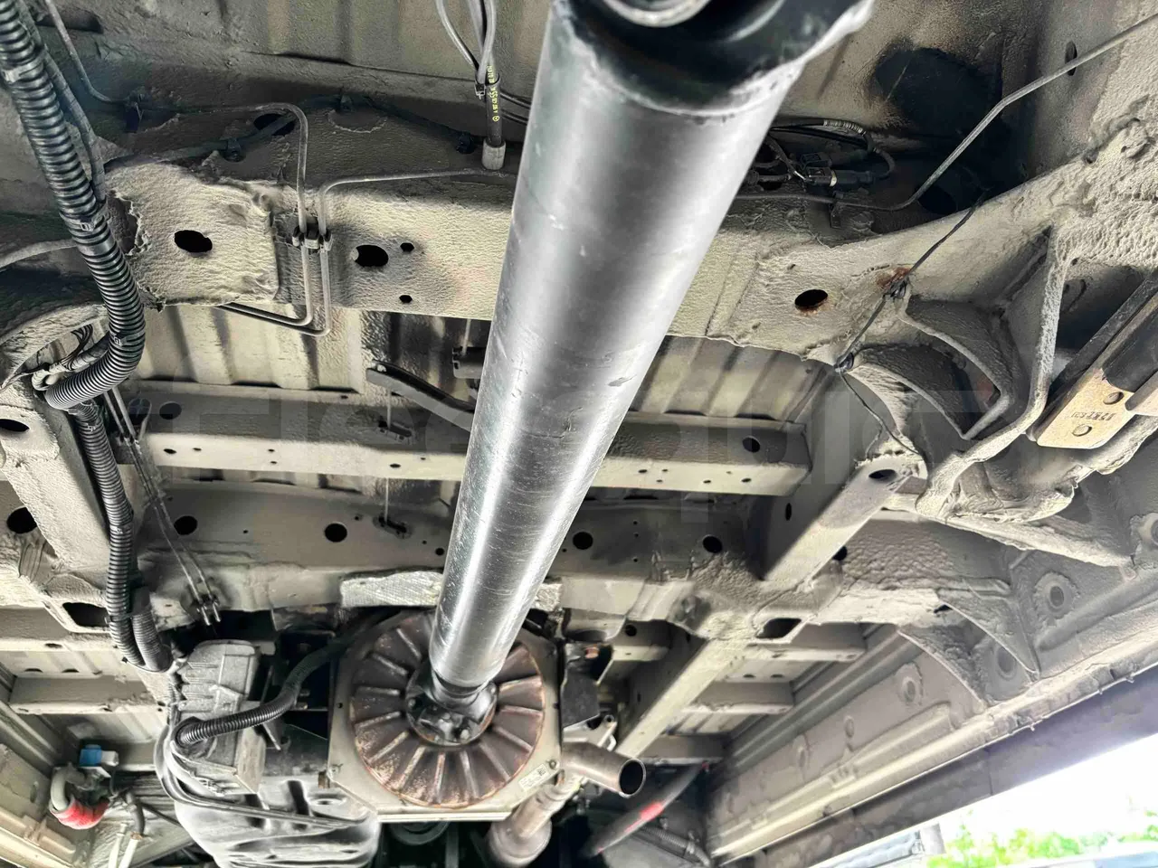 Mercedes-Benz Sprinter - driveshaft photo