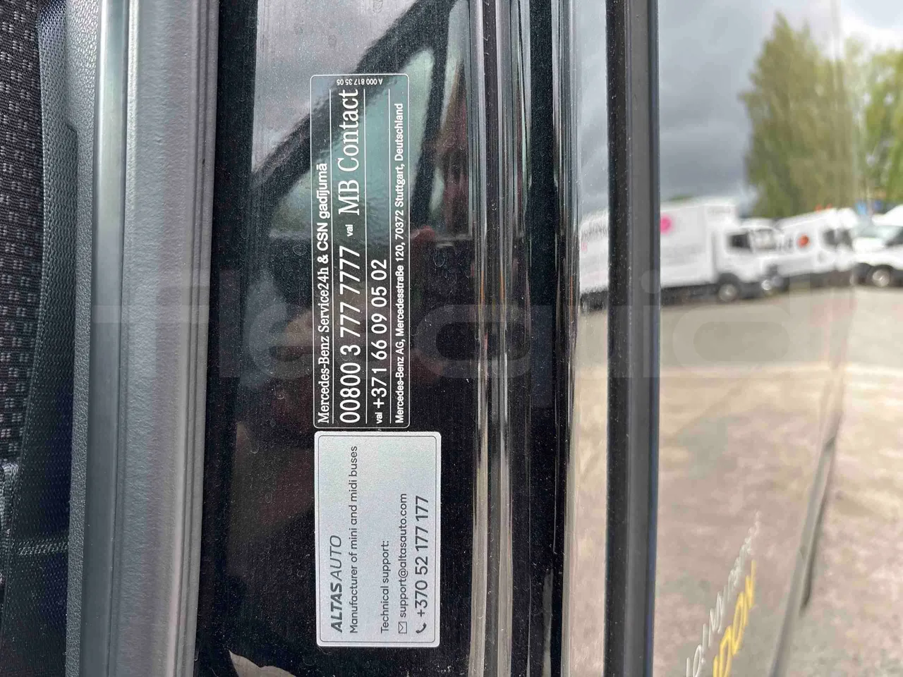 Mercedes-Benz Sprinter - vehicle plate photo