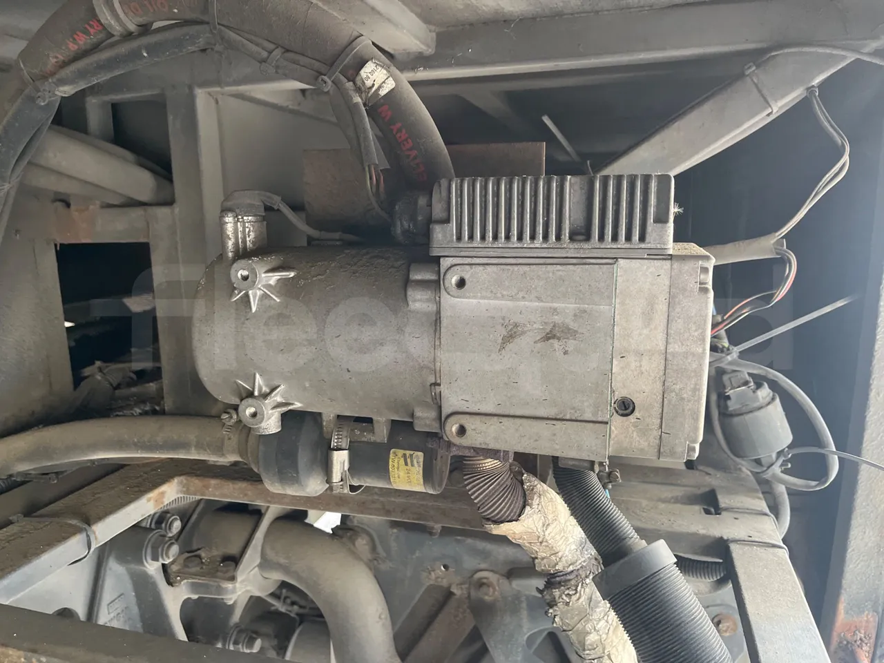 Mercedes-Benz Andecar HTA03-970.257.2/ Euro 4 - 175 Kw - 9.26 Mt - engine plate photo