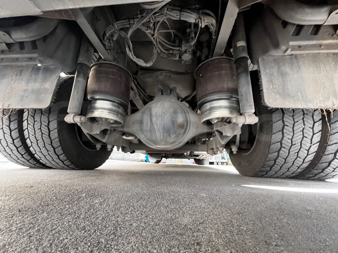 Mercedes-Benz Andecar HTA03-970.257.2/ Euro 4 - 175 Kw - 9.26 Mt - axle 3 central
