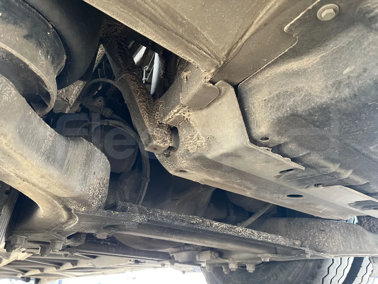 Mercedes-Benz Intouro E17UE -Euro 6 - 260 kW - 13.090 mt - axel 2 air springs 2 left