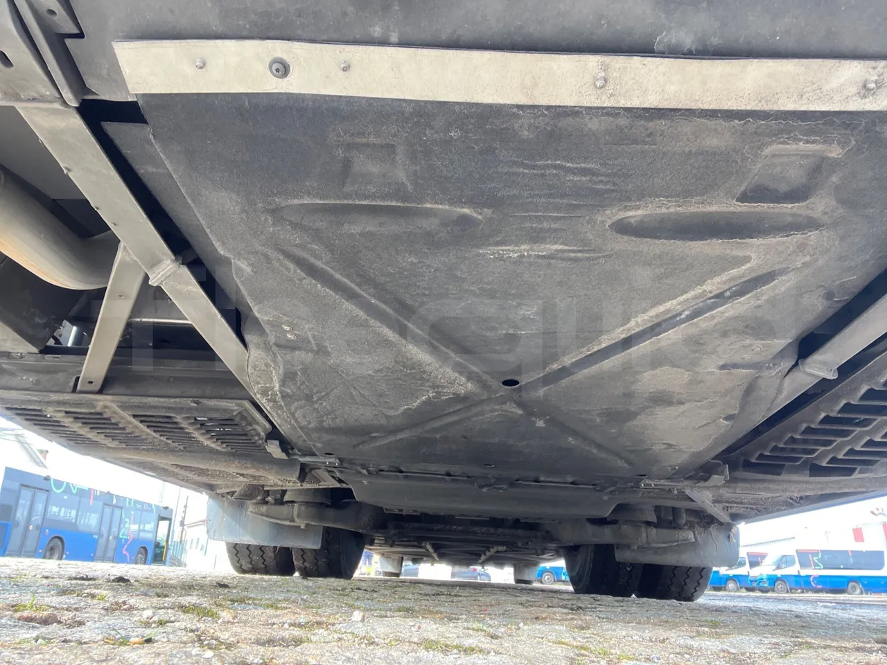 Mercedes-Benz Intouro E17UE -Euro 6 - 260 kW - 13.090 mt - axel 3 caliper brakes right