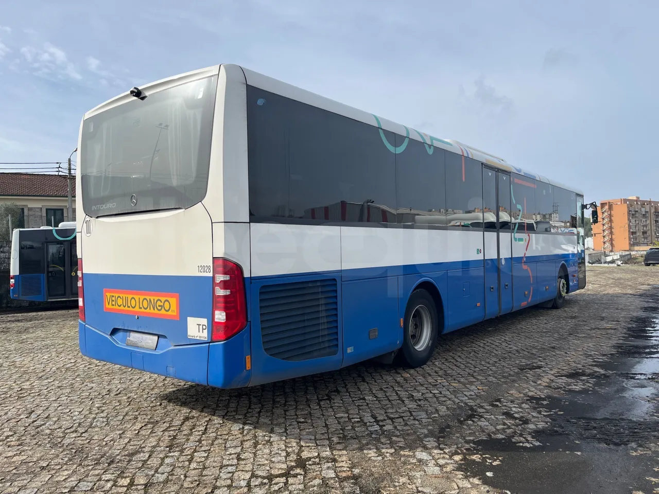 Mercedes-Benz Intouro E17UE -Euro 6 - 260 kW - 13.090 mt - air conditioning compressor