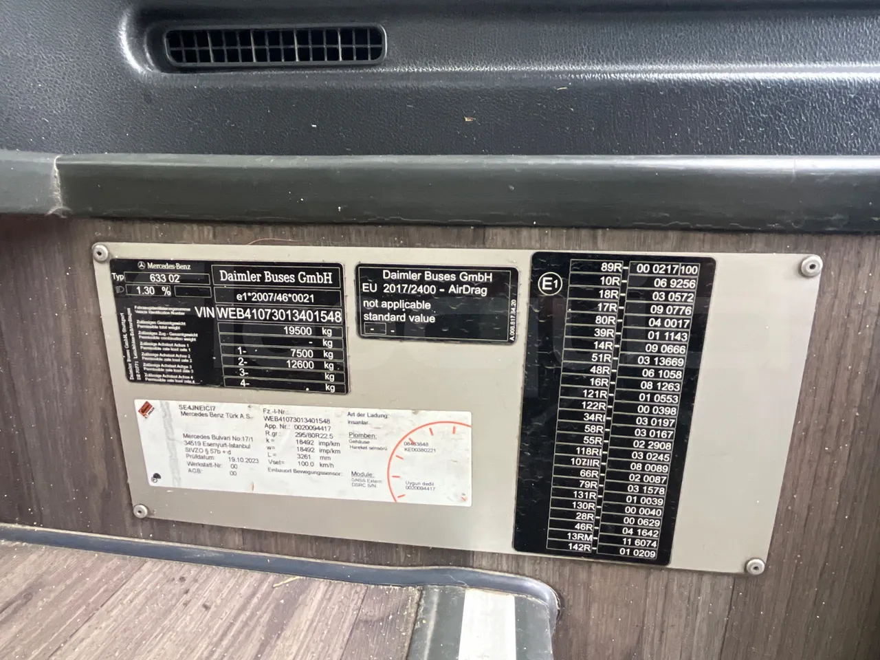 Mercedes-Benz Intouro E17UE -Euro 6 - 260 kW - 13.090 mt - vehicle plate photo