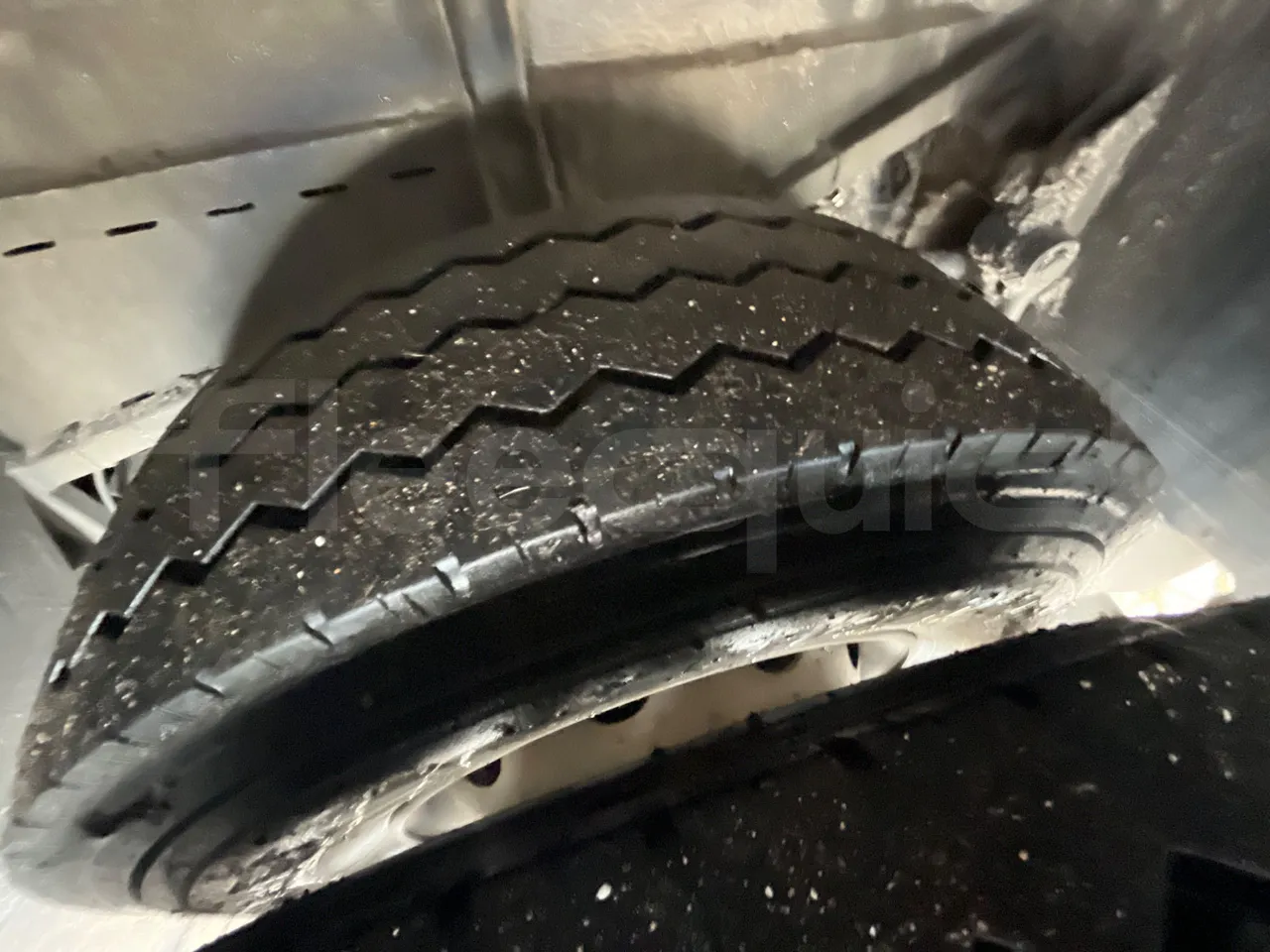 Mercedes-Benz Intouro E17UE -Euro 6 - 260 kW - 13.090 mt - axle 3 air springs 2 right