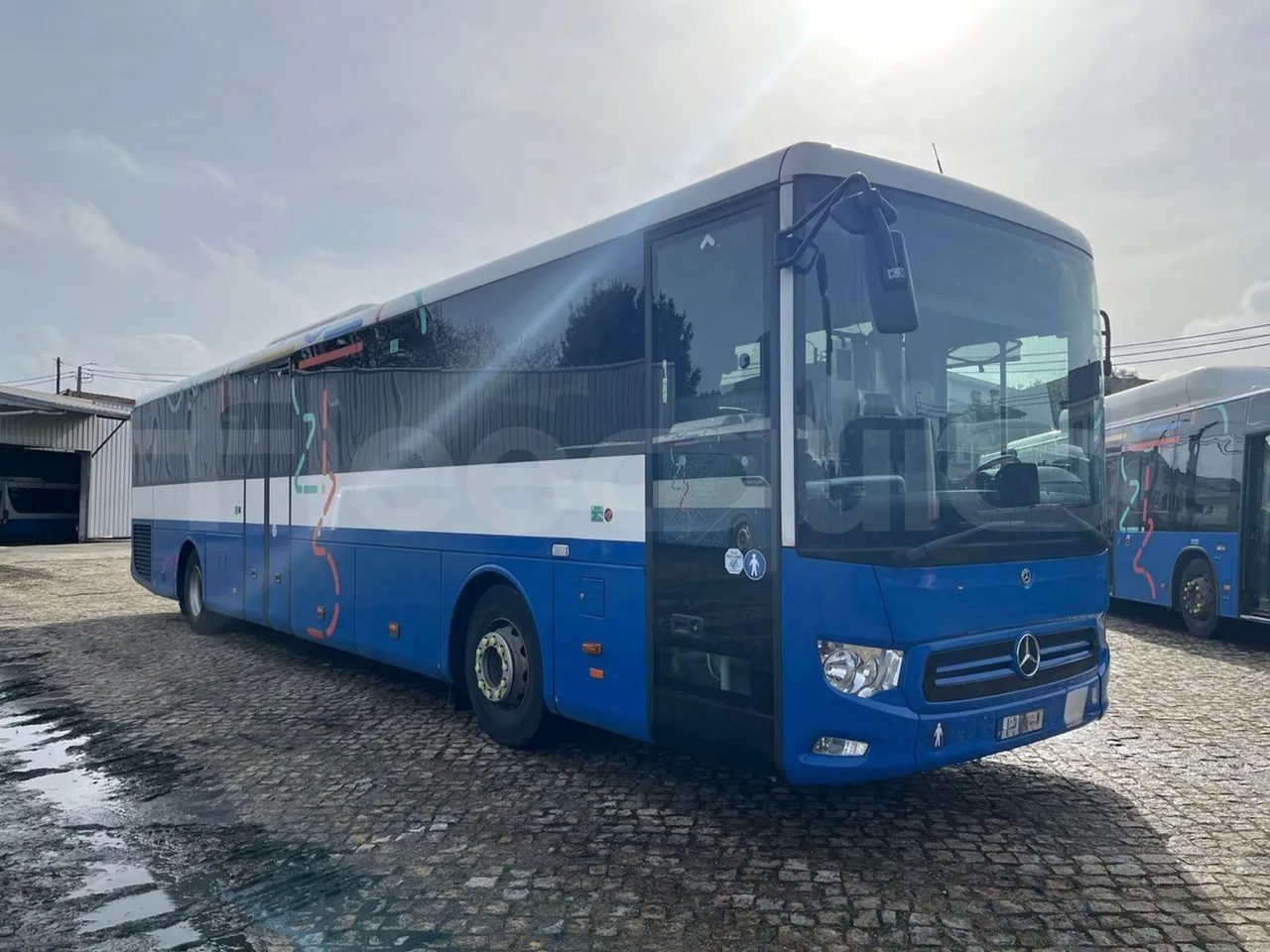 Mercedes-Benz Intouro E17UE -Euro 6 - 260 kW - 13.090 mt - rear hatch closed