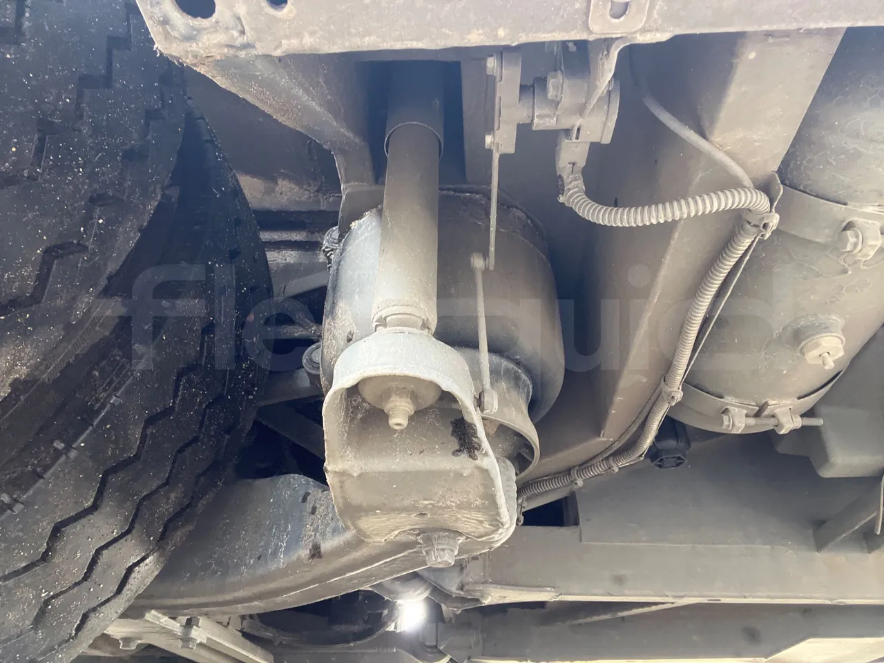 Mercedes-Benz Intouro E17UE -Euro 6 - 260 kW - 13.090 mt - axle 3 left side