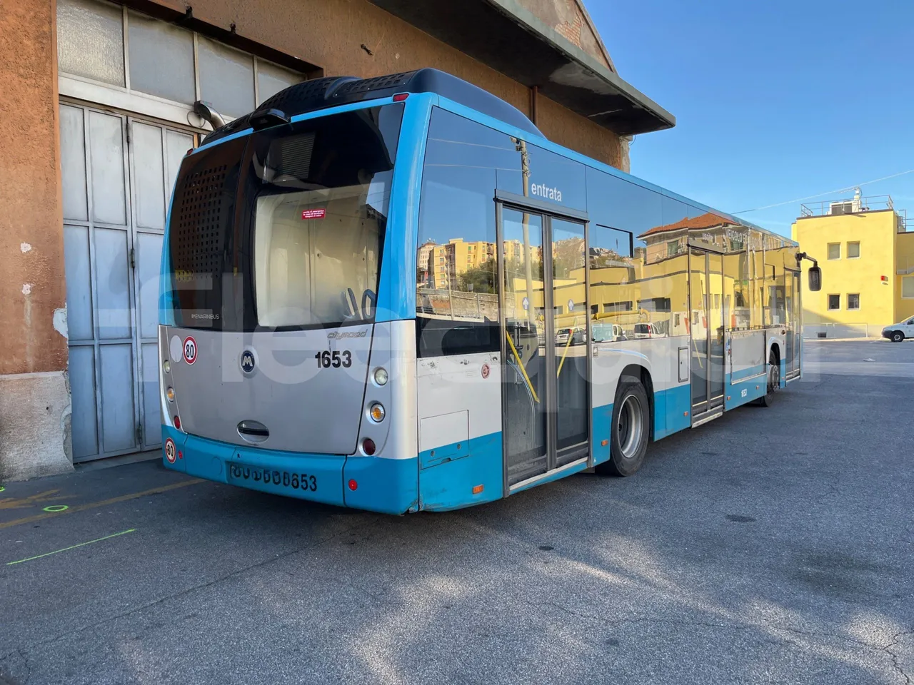 BredaMenarinibus CityMood 12,1M - air conditioning compressor (mandatory  for bus to scrap)