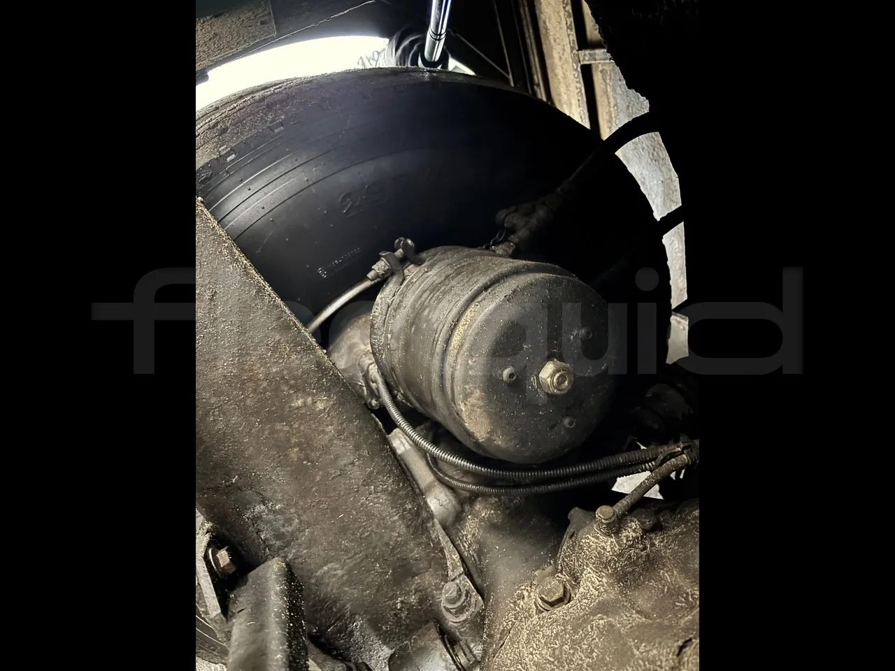 Setra S415 HD - EURO 5 - 310KW - 12m - axle 2 caliper brakes left