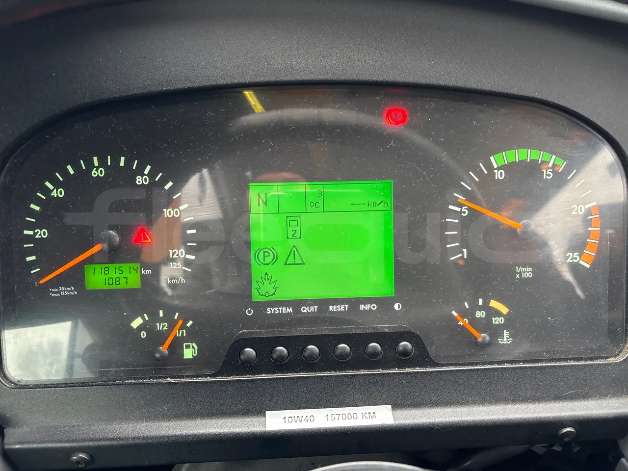 Setra S415 HD - EURO 5 - 310KW - 12m - dashboard lights on